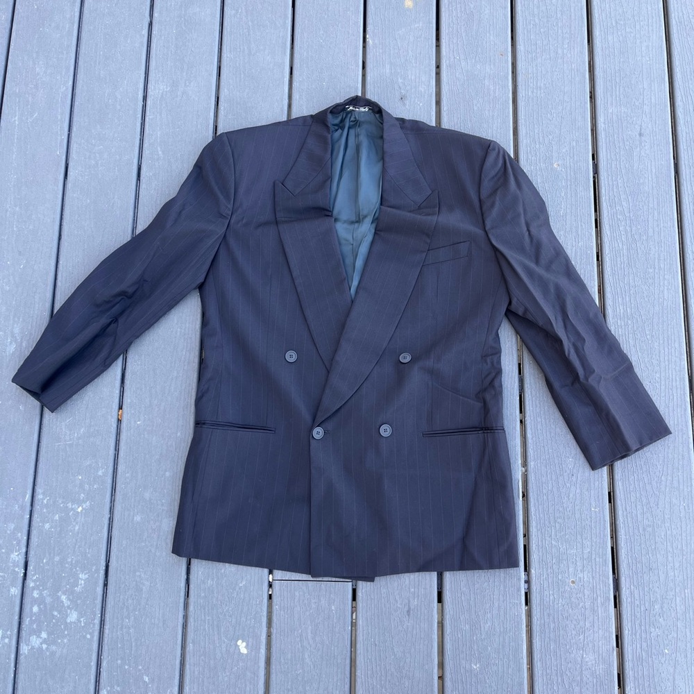 Vintage Giorgio Armani Le Collezioni 43L Double Breasted Pin Stripe Wool Blazer
